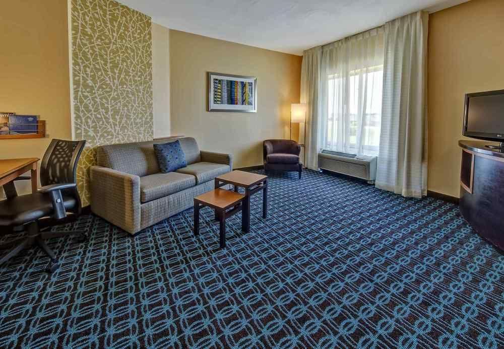 Fairfield Inn & Suites By Marriott Oklahoma City Nw Expressway/Warr Acres Экстерьер фото