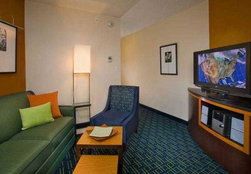 Fairfield Inn & Suites By Marriott Oklahoma City Nw Expressway/Warr Acres Экстерьер фото
