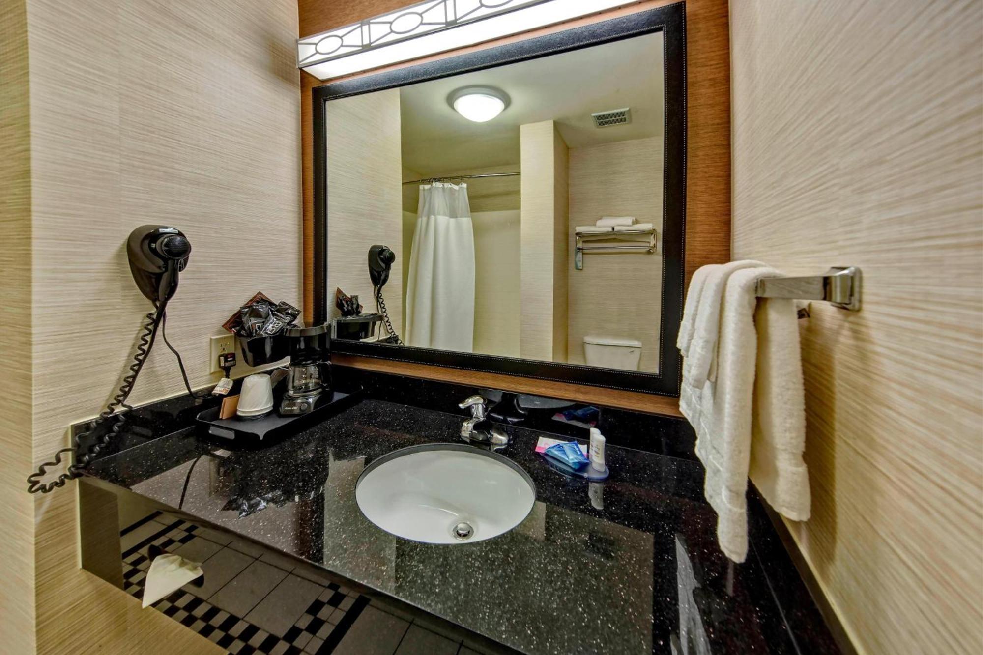 Fairfield Inn & Suites By Marriott Oklahoma City Nw Expressway/Warr Acres Экстерьер фото
