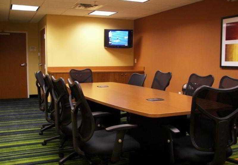 Fairfield Inn & Suites By Marriott Oklahoma City Nw Expressway/Warr Acres Бизнес фото