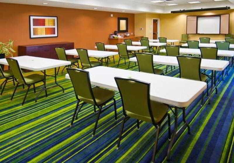 Fairfield Inn & Suites By Marriott Oklahoma City Nw Expressway/Warr Acres Бизнес фото
