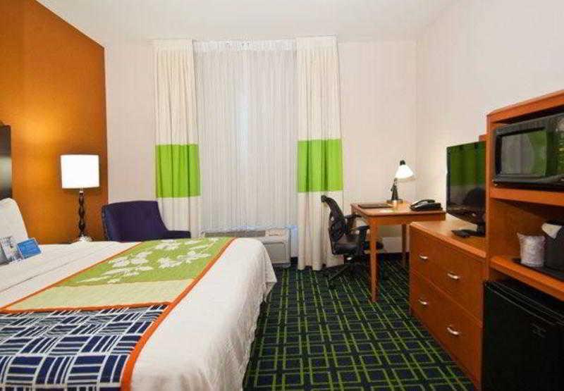 Fairfield Inn & Suites By Marriott Oklahoma City Nw Expressway/Warr Acres Номер фото